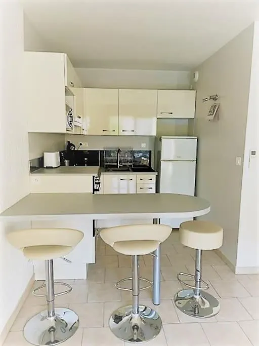 Bel Appartement Proche Du Port Sanary-sur-Mer France